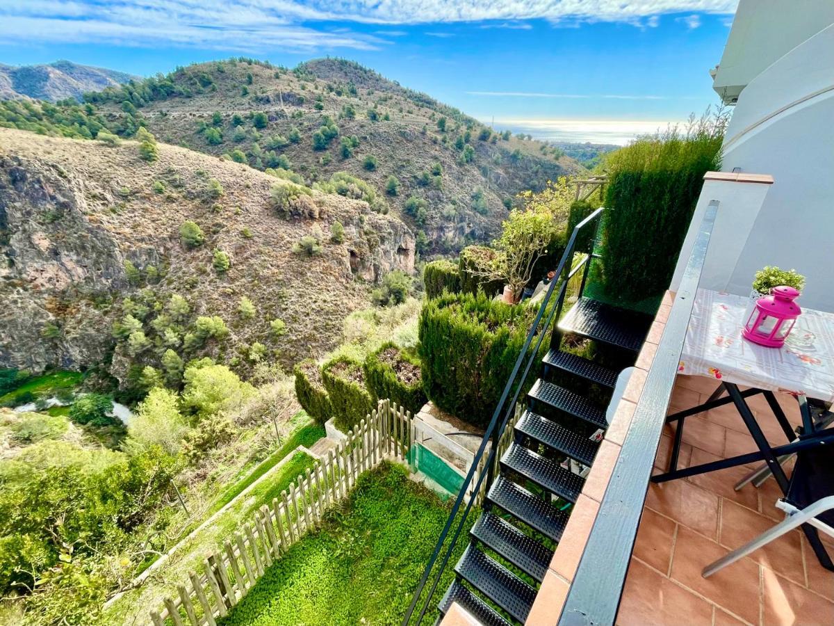 Apartamentos Axarquia , Frigiliana, Terraza Privada Con Vistas A La Montana Rio Y Al Mar Buitenkant foto